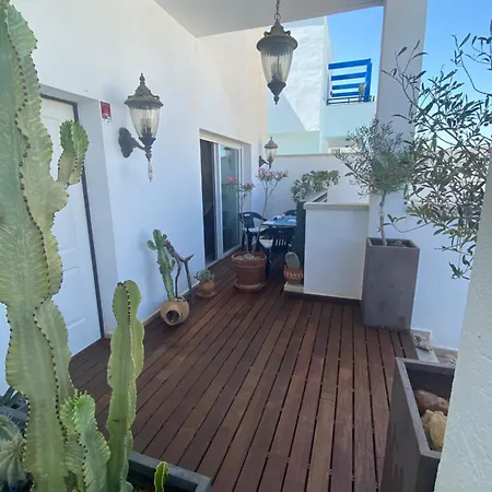Puertas Villa *